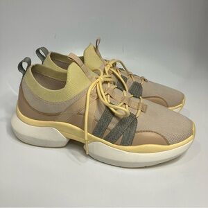 Nurture Response Boulder sneakers size 9